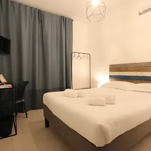 Travel Bed & Breakfast Pisa